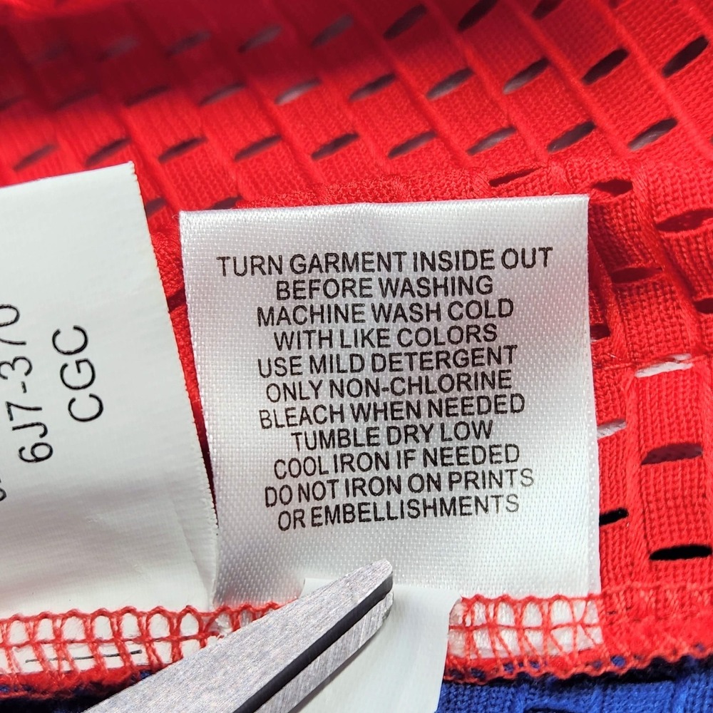 Chicago Cubs Jersey Tank Top Womens Medium Red Blue MLB Baseball G-III 4Her - Picture 9 of 11